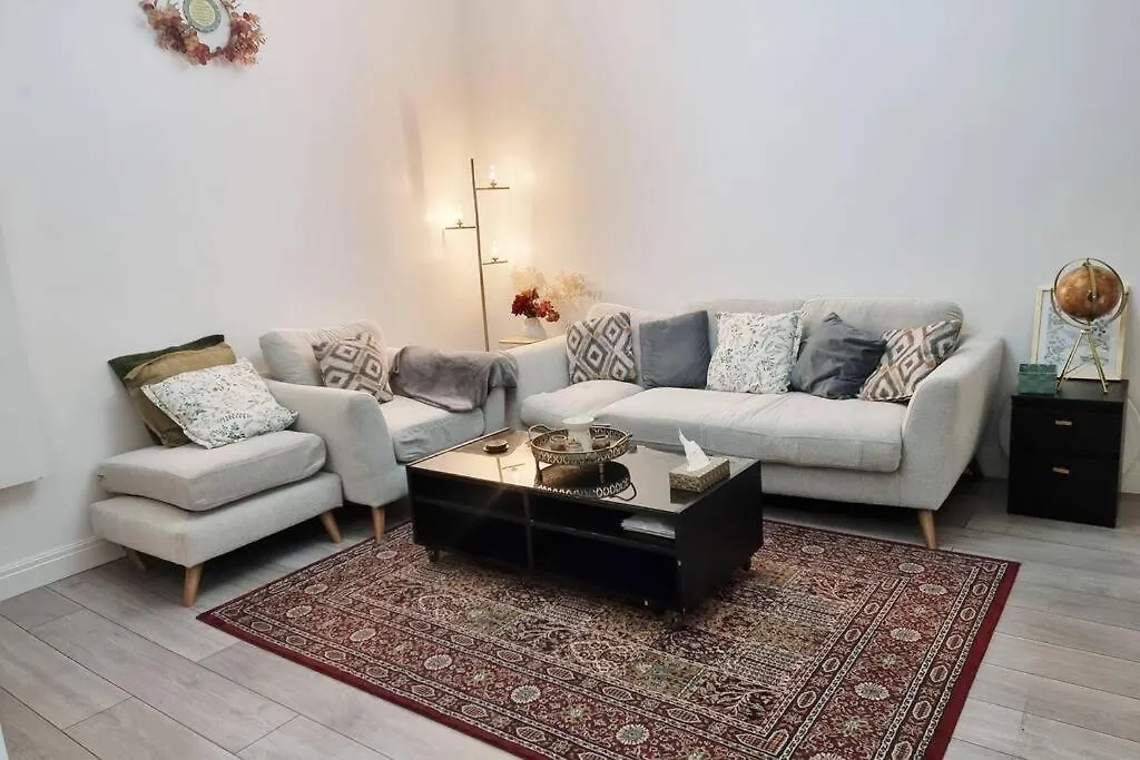 Cosy And Tranquil Home, Free Wifi, Parking 利兹 英国